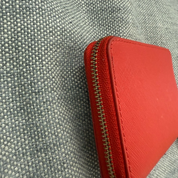 Tory Burch Red Wallet with Gold Logo - Picture 3 of 5
